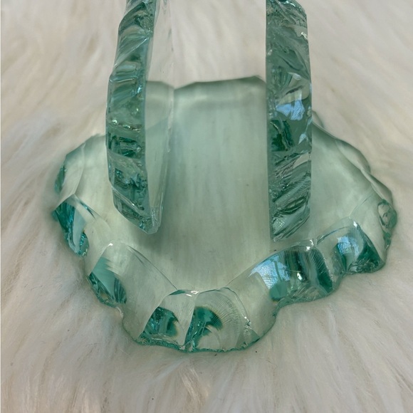 Elegant Glass Decorative Piece - Picture 3 of 5